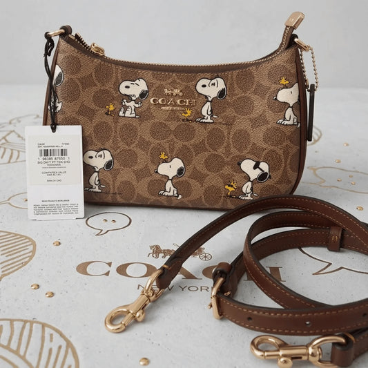 Coach Teri Shoulder Bag CBJ88, Coach x Peanuts Snoopy Print, Signature Canvas